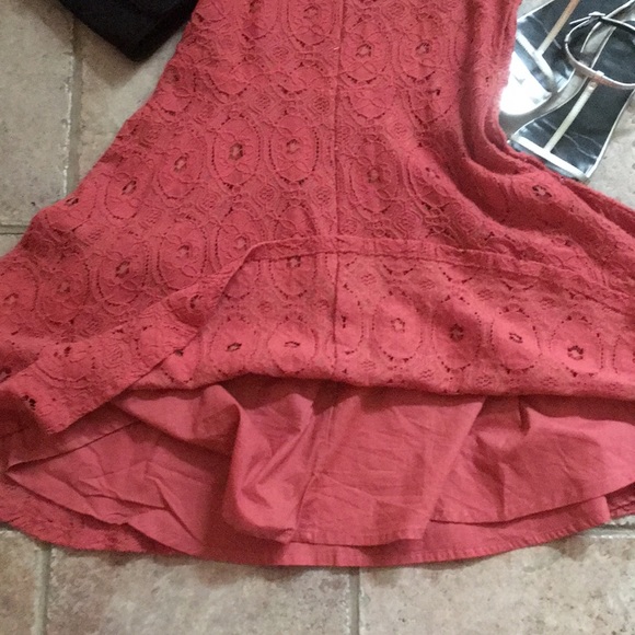 Beautiful salmon colored dress. Great condition. - Picture 4 of 7